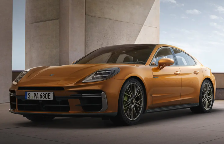 Η Porsche αναβαθμίζει την Panamera
