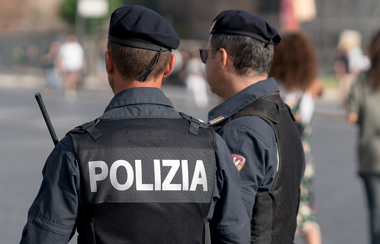 Αναζητείται ο σύντροφος νεαρής Γαλλίδας που βρέθηκε δολοφονημένη μέσα σε ερειπωμένη εκκλησία στην Ιταλία