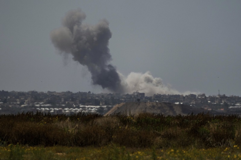 Οκτώ Παλαιστίνιοι σκοτώθηκαν σε ισραηλινή αεροπορική επιδρομή σε κέντρο διανομής βοήθειας στη Λωρίδα της Γάζας