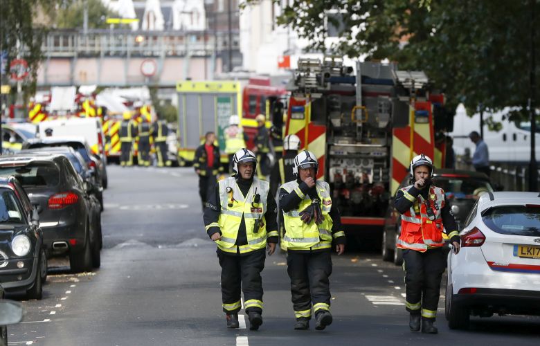 Συναγερμός στο Λονδίνο: Ξέσπασε φωτιά σε πολυώροφη πολυκατοικία στο Κάτφορντ