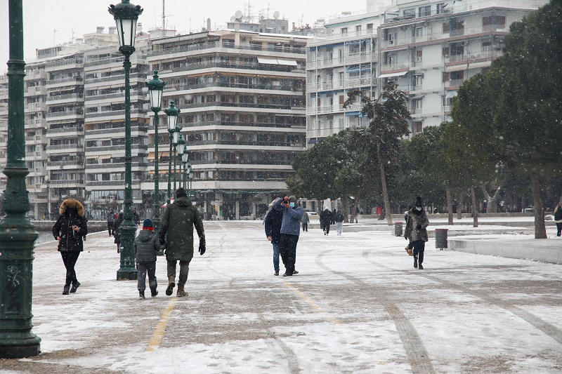 Τσουχτερό κρύο, καταιγίδες και χιονοπτώσεις αύριο Τετάρτη – Επιστρέφει η άνοιξη από την Πέμπτη