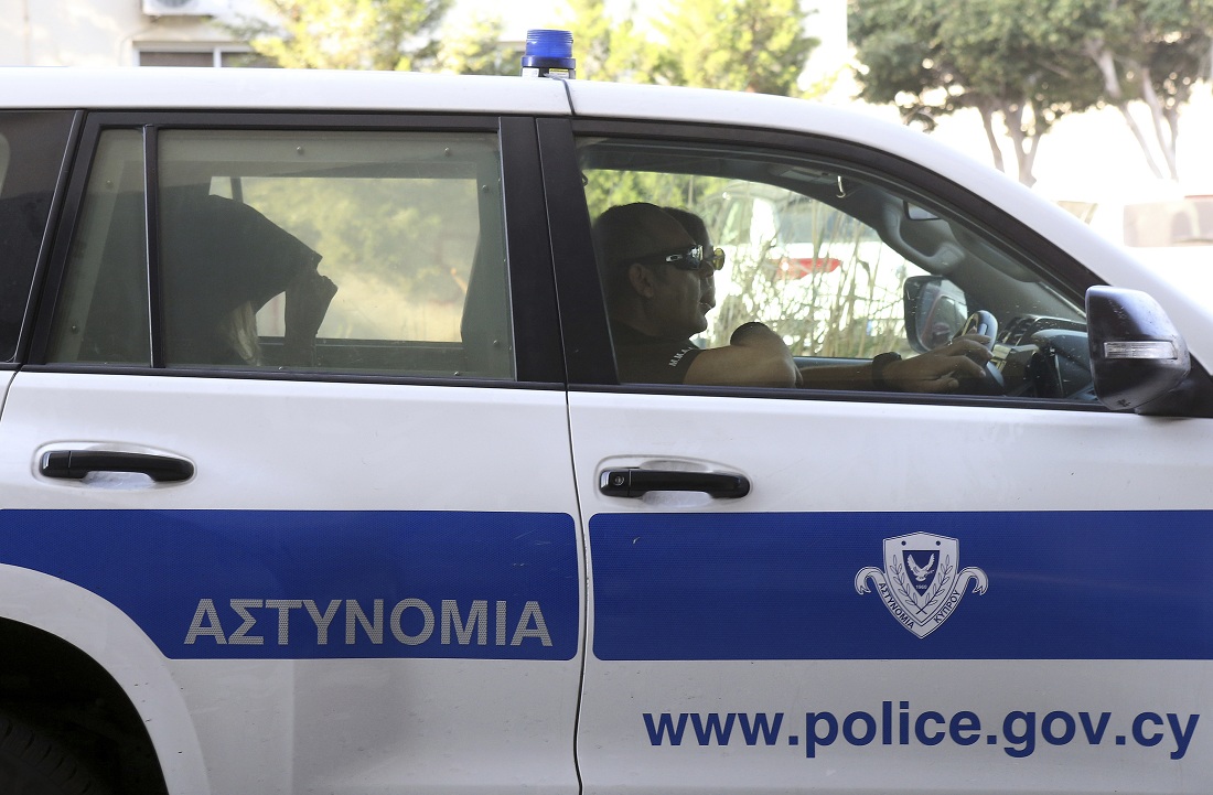 Απατεώνας στην Κύπρο απέσπασε από 62χρονη πάνω από 1,2 εκατ. ευρώ