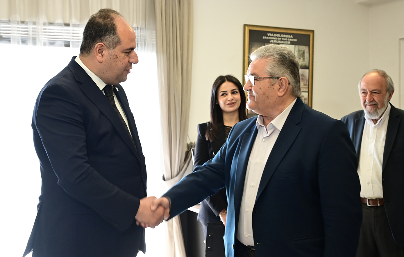 Συνάντηση Κουτσούμπα με τον πρέσβη της Παλαιστίνης: «Να σταματήσει το έγκλημα του κράτους-δολοφόνου του Ισραήλ»