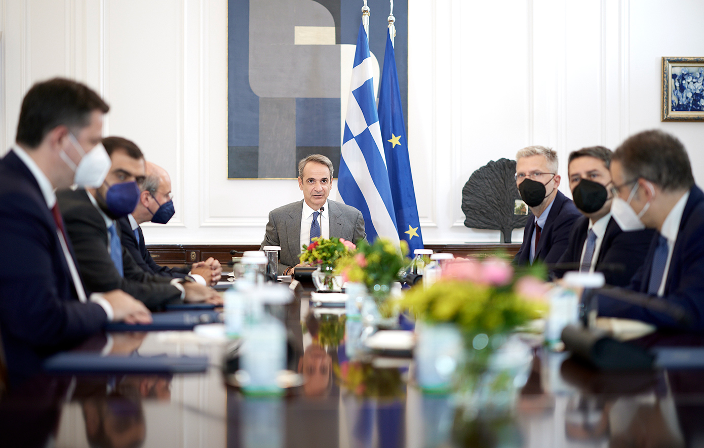 Μητσοτάκης για παρελάσεις: Οι πολίτες δίνουν την καλύτερη απάντηση – Γυρνούν την πλάτη στην τοξικότητα και τη μιζέρια