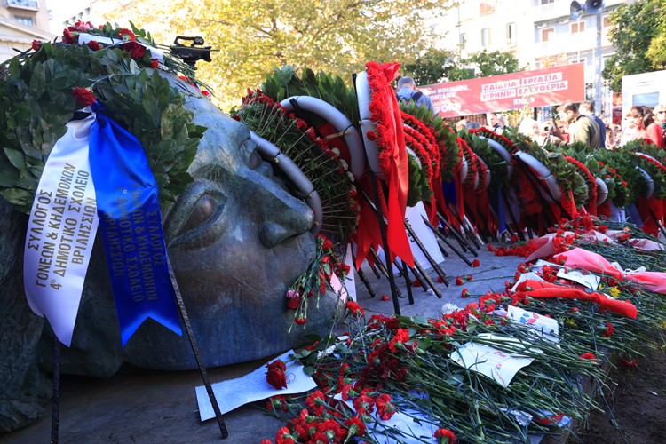 Δρακόντεια τα μέτρα ασφαλείας για την επέτειο του Πολυτεχνείου, με τουλάχιστον 5.000 αστυνομικούς