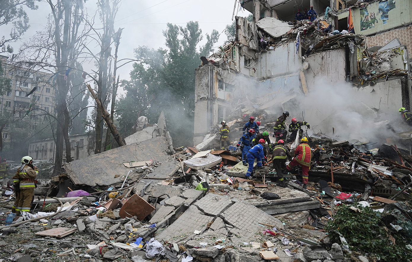 Μαζικές ρωσικές επιθέσεις με στόχο ουκρανικές ενεργειακές υποδομές – Επτά νεκροί
