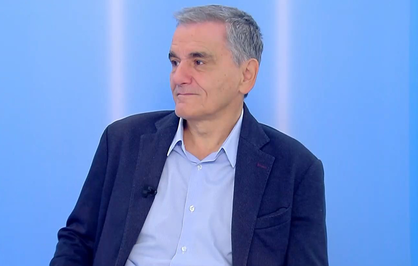 Τσακαλώτος για Τσίπρα: Δεν μπορείς να συνεργαστείς με πεφωτισμένο ηγέτη που λέει «δεν σας κόβει και πρέπει να έρθω εγώ»