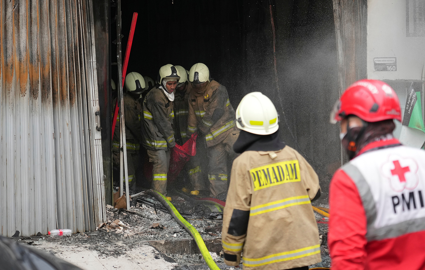 Φωτιά σε πολυώροφο κτίριο στην Τζακάρτα – 20 άτομα έχασαν τη ζωή τους