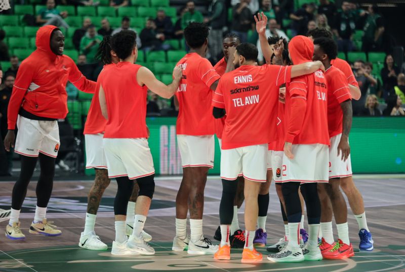 ΚΑΕ Παναθηναϊκός: Ισόβια αποκλεισμός οπαδού για περιστατικό με τον Οφέρ Γιανάι.