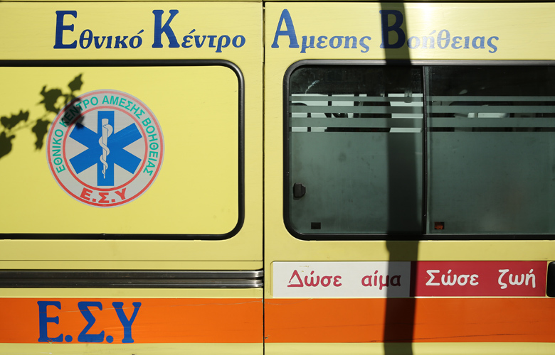 Πτώση άνδρα από φωταγωγό πολυκατοικίας στη Θεσσαλονίκη