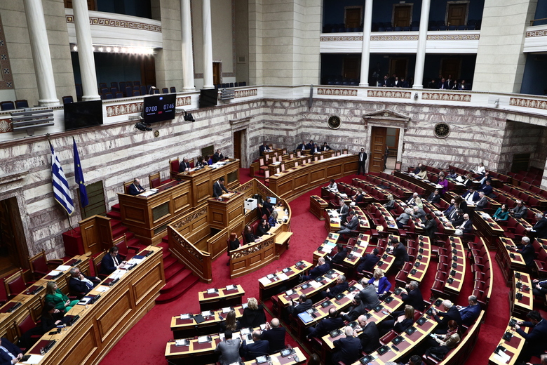 Στην αρμόδια κοινοβουλευτική επιτροπή το νομοσχέδιο για το μεταναστευτικό.