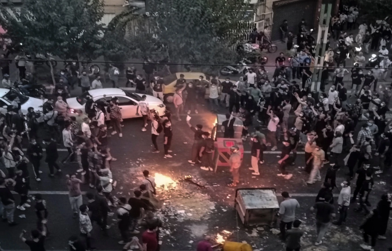 Ένταση στο Ιράν με αντικυβερνητικές διαδηλώσεις – ανησυχητικά στοιχεία για τα θύματα.