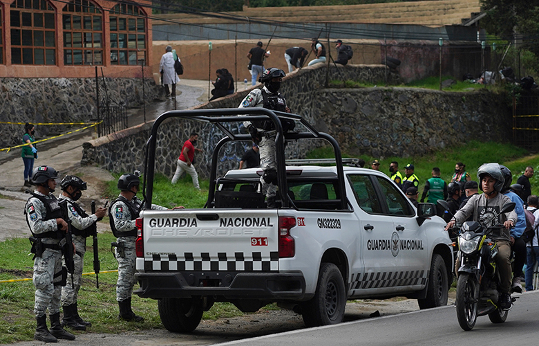 Ένοπλοι άνοιξαν πυρ σε γήπεδο ποδοσφαίρου στο Μεξικό.