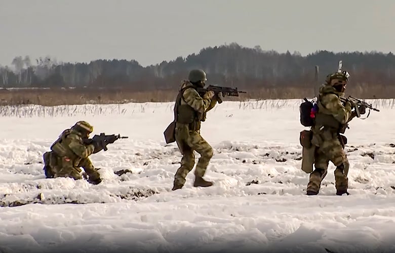 Ρωσική κίνηση σε παραμεθόρια κοινότητα βορειοανατολικής Ουκρανίας.