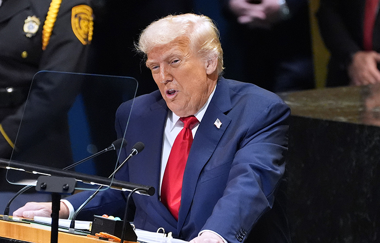 Ο Τραμπ αποδίδει ευθύνες στους Δημοκρατικούς για επεισόδιο στη Μινεάπολη.