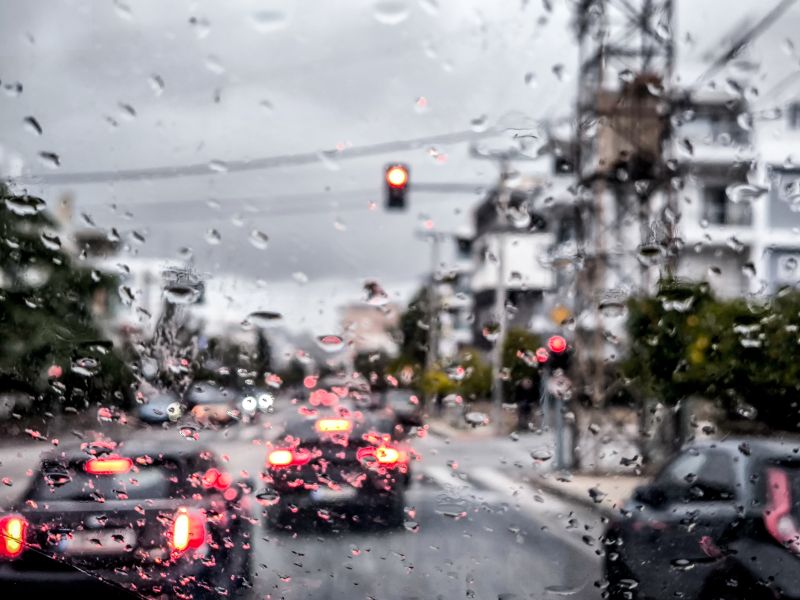 Ο καιρός φέρνει έντονα φαινόμενα – προειδοποιήσεις μέσω 112.