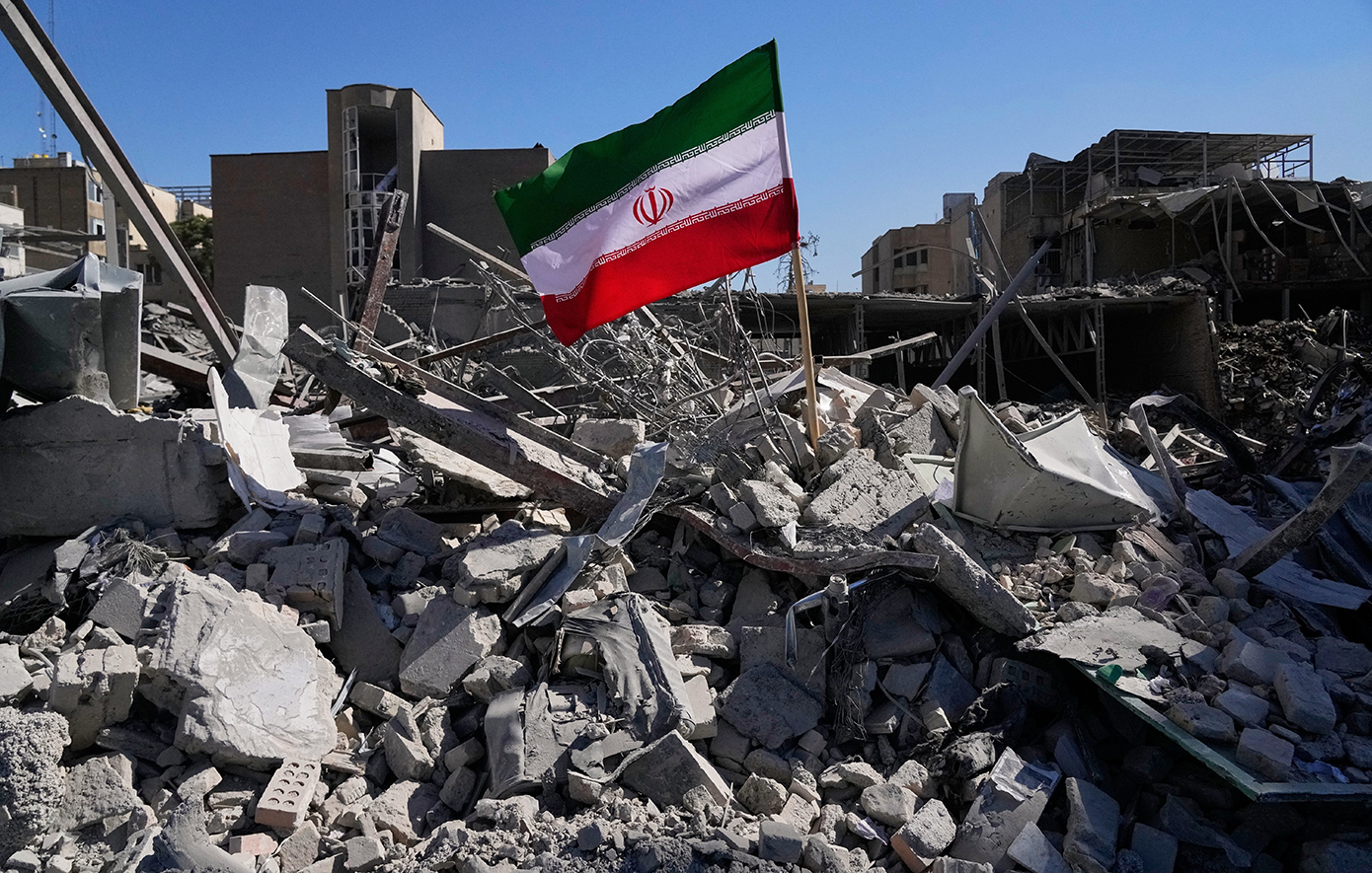 Νέα κύματα επιθέσεων στη Μέση Ανατολή – Οι ΗΠΑ παρέδωσαν στο Ιράν σχέδιο 15 σημείων για τον πόλεμο.