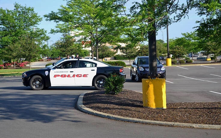 Πανικός σε σχολείο του Τέξας: Πυροβολισμοί 15χρονου κατά καθηγήτριας.