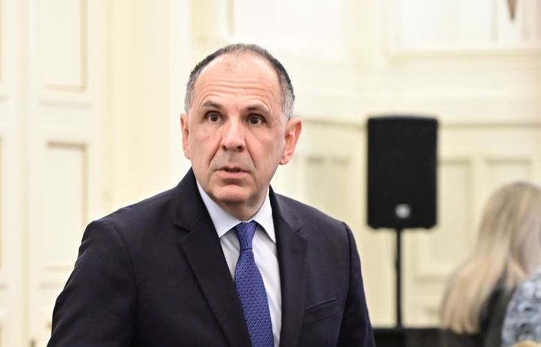 Απόφαση για συζητήσεις οριοθέτησης υφαλοκρηπίδας και ΑΟΖ, δήλωσε ο Γεραπετρίτης από Λιβύη.