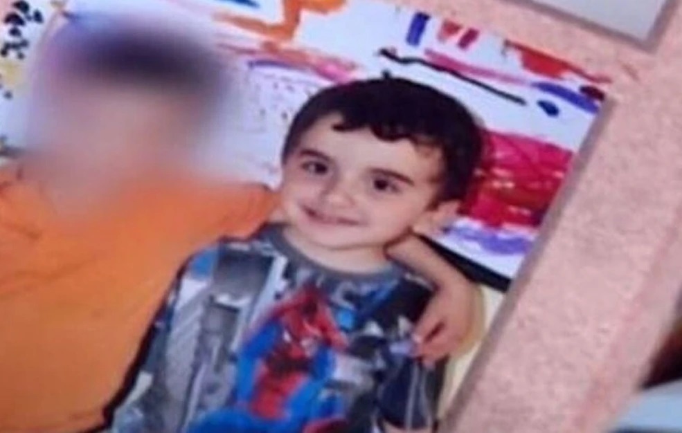 Δίκη για τον θάνατο του 11χρονου Μάριου από αδέσποτη σφαίρα στο Μενίδι – Καταθέσεις γονιών.