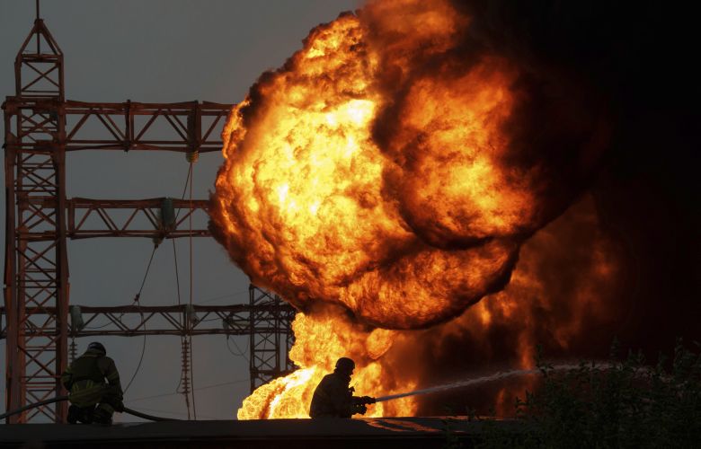 Η εκεχειρία του Πάσχα τελείωσε: Ρωσία και Ουκρανία συνεχίζουν τις εχθροπραξίες.