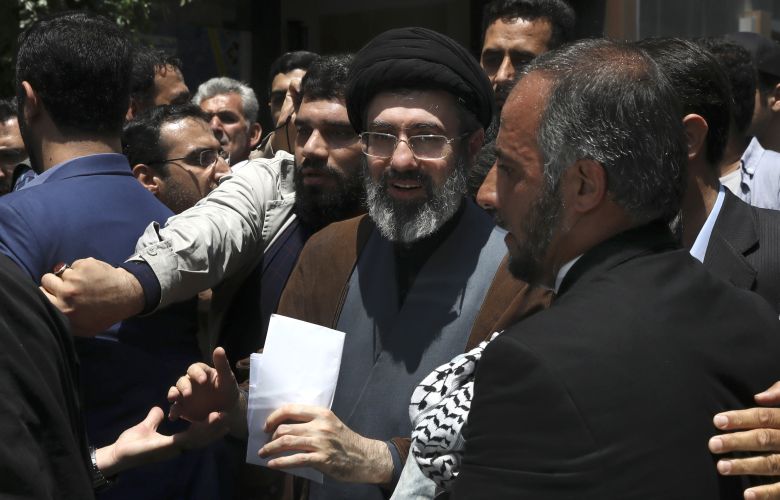 Ιράν: Συνάντηση Μοτζτάμπα Χαμενεΐ με τον αρχηγό της κοινής στρατιωτικής διοίκησης για πολεμικά μέτρα.