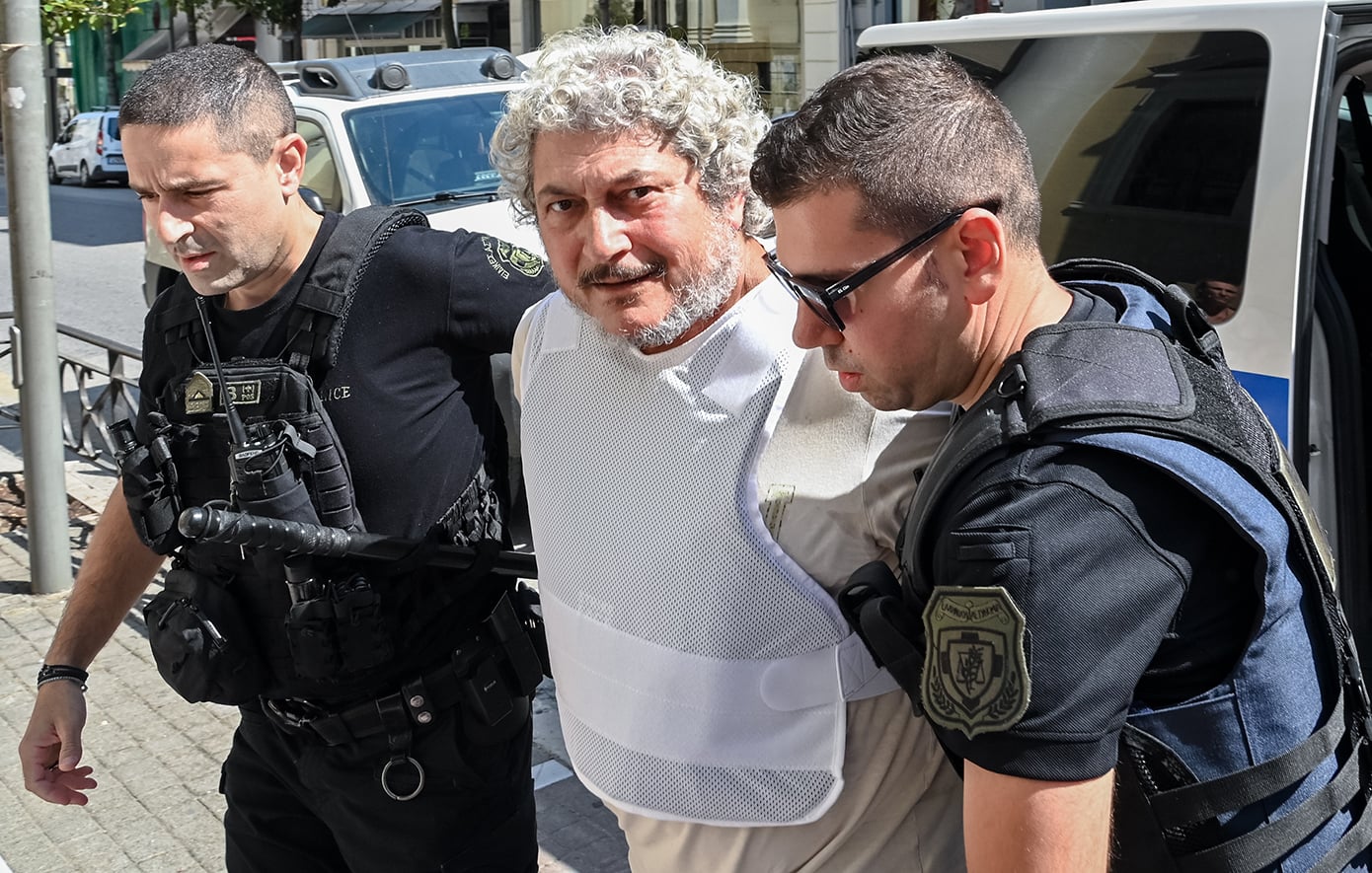 Το αμαρτωλό παρελθόν του Τζέιμς Δαλαμάγκα: Σεκιούριτι στην Αυστραλία, 27 χρόνια κρυμμένος στο Αίγιο — τι αποκαλύπτεται τώρα