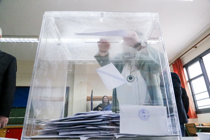 GPO: Το ΠΑΣΟΚ του Καρυστιανού χάνει έδαφος – Πού κρύβεται η έκπληξη πίσω από το προβάδισμα της ΝΔ