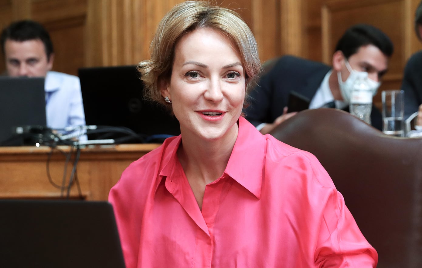 Αλεξάνδρα Σδούκου: Η απίστευτη τακτική Τσίπρα που θέλει να σβήσει από τη μνήμη μας